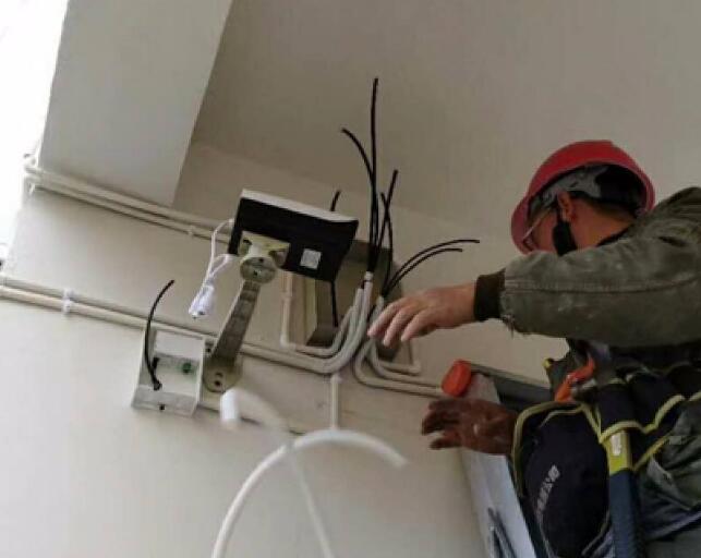 小知識(shí)：襄陽(yáng)監(jiān)控系統(tǒng)安裝如何實(shí)現(xiàn)防盜報(bào)警功能！請(qǐng)看獵鷹介紹！