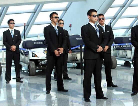 私人保鏢為何發(fā)展如此迅速，襄陽(yáng)獵鷹保安告訴您？