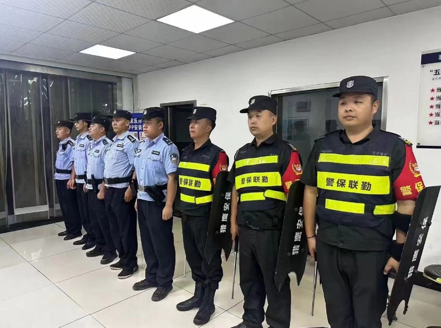 【警保聯(lián)勤】巡邏途中遇車(chē)禍，警保合力共救援